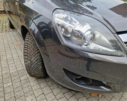 Сірий Опель Зафіра, об'ємом двигуна 1.8 л та пробігом 153 тис. км за 4800 $, фото 9 на Automoto.ua