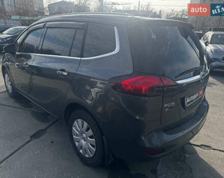 Сірий Опель Зафіра, об'ємом двигуна 2 л та пробігом 235 тис. км за 8990 $, фото 3 на Automoto.ua