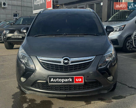 Сірий Опель Зафіра, об'ємом двигуна 2 л та пробігом 235 тис. км за 8990 $, фото 1 на Automoto.ua