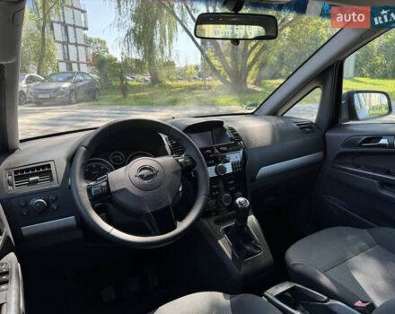 Серый Опель Зафира, объемом двигателя 1.7 л и пробегом 256 тыс. км за 7899 $, фото 35 на Automoto.ua