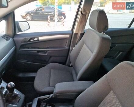 Сірий Опель Зафіра, об'ємом двигуна 1.6 л та пробігом 187 тис. км за 6750 $, фото 30 на Automoto.ua