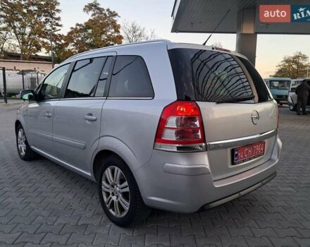 Опель Зафира 2012 в Могилев-Подольском на Automoto.ua Серый Опель Зафира, объемом двигателя 1.8 л и пробегом 259 тыс. км за 7800 $, фото 27 на Automoto.ua