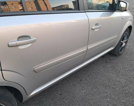 Серый Опель Зафира, объемом двигателя 1.6 л и пробегом 202 тыс. км за 6300 $, фото 16 на Automoto.ua