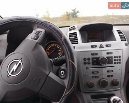 Серый Опель Зафира, объемом двигателя 1.49 л и пробегом 230 тыс. км за 6800 $, фото 9 на Automoto.ua