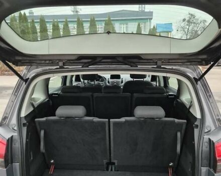 Серый Опель Зафира, объемом двигателя 1.96 л и пробегом 224 тыс. км за 10500 $, фото 21 на Automoto.ua