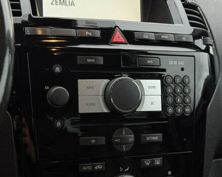 Серый Опель Зафира, объемом двигателя 1.7 л и пробегом 192 тыс. км за 7890 $, фото 31 на Automoto.ua