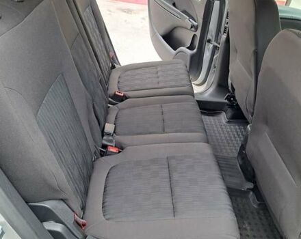 Серый Опель Зафира, объемом двигателя 1.96 л и пробегом 229 тыс. км за 8200 $, фото 7 на Automoto.ua