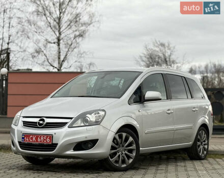 Серый Опель Зафира, объемом двигателя 1.7 л и пробегом 192 тыс. км за 7890 $, фото 56 на Automoto.ua