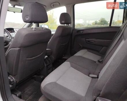 Серый Опель Зафира, объемом двигателя 1.49 л и пробегом 230 тыс. км за 6800 $, фото 14 на Automoto.ua