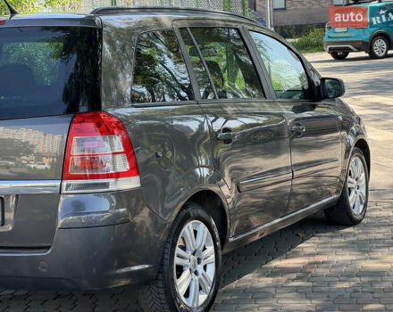 Серый Опель Зафира, объемом двигателя 1.7 л и пробегом 256 тыс. км за 7899 $, фото 26 на Automoto.ua