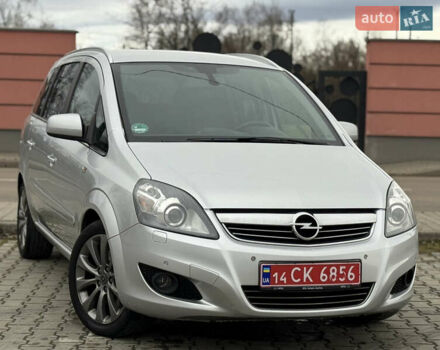 Серый Опель Зафира, объемом двигателя 1.7 л и пробегом 192 тыс. км за 7890 $, фото 70 на Automoto.ua