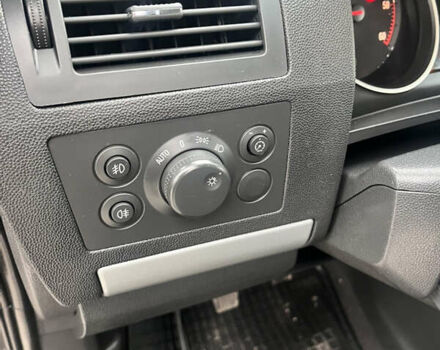 Опель Зафира 2012 в Луцке на Automoto.ua Серый Опель Зафира, объемом двигателя 1.7 л и пробегом 242 тыс. км за 8600 $, фото 21 на Automoto.ua