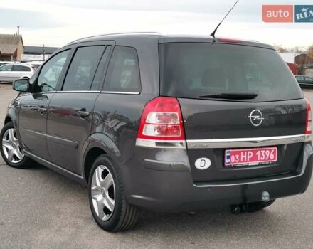 Опель Зафира 2012 в Белой Церкве на Automoto.ua Серый Опель Зафира, объемом двигателя 1.6 л и пробегом 215 тыс. км за 7500 $, фото 11 на Automoto.ua
