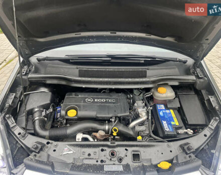 Опель Зафира 2012 в Луцке на Automoto.ua Серый Опель Зафира, объемом двигателя 1.7 л и пробегом 242 тыс. км за 8600 $, фото 33 на Automoto.ua