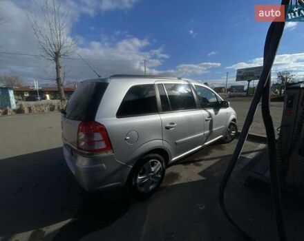 Серый Опель Зафира, объемом двигателя 1.8 л и пробегом 250 тыс. км за 5800 $, фото 1 на Automoto.ua