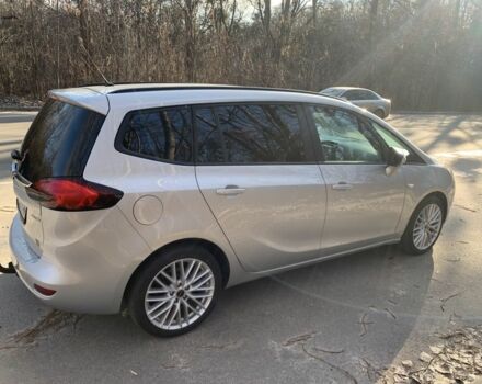 Серый Опель Зафира, объемом двигателя 2 л и пробегом 205 тыс. км за 9500 $, фото 9 на Automoto.ua