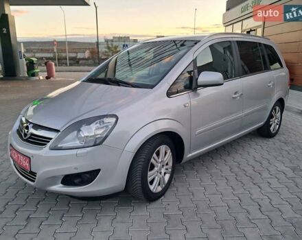 Опель Зафира 2012 в Могилев-Подольском на Automoto.ua Серый Опель Зафира, объемом двигателя 1.8 л и пробегом 259 тыс. км за 7800 $, фото 43 на Automoto.ua