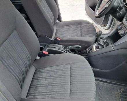 Серый Опель Зафира, объемом двигателя 1.96 л и пробегом 229 тыс. км за 8200 $, фото 12 на Automoto.ua