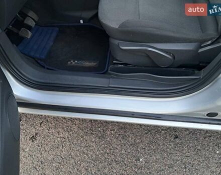 Серый Опель Зафира, объемом двигателя 1.6 л и пробегом 202 тыс. км за 6300 $, фото 24 на Automoto.ua