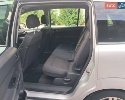 Опель Зафира 2012 в Могилев-Подольском на Automoto.ua Серый Опель Зафира, объемом двигателя 1.8 л и пробегом 259 тыс. км за 7800 $, фото 77 на Automoto.ua