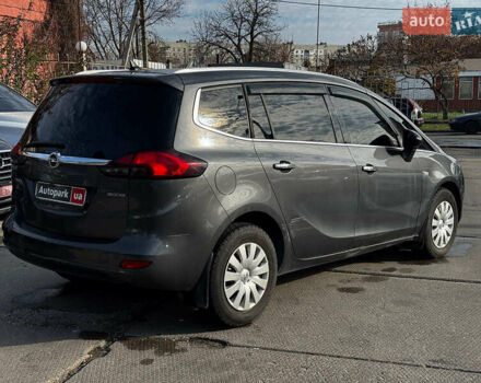 Сірий Опель Зафіра, об'ємом двигуна 2 л та пробігом 235 тис. км за 8990 $, фото 5 на Automoto.ua