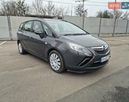 Серый Опель Зафира, объемом двигателя 1.96 л и пробегом 224 тыс. км за 10500 $, фото 12 на Automoto.ua