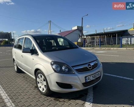 Серый Опель Зафира, объемом двигателя 1.7 л и пробегом 236 тыс. км за 7100 $, фото 13 на Automoto.ua