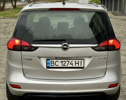 Серый Опель Зафира, объемом двигателя 1.96 л и пробегом 202 тыс. км за 7999 $, фото 7 на Automoto.ua