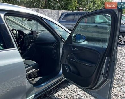 Серый Опель Зафира, объемом двигателя 1.6 л и пробегом 228 тыс. км за 9850 $, фото 95 на Automoto.ua