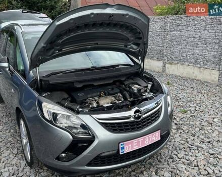 Серый Опель Зафира, объемом двигателя 1.6 л и пробегом 228 тыс. км за 9850 $, фото 118 на Automoto.ua