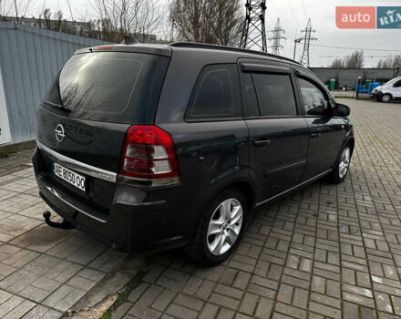 Сірий Опель Зафіра, об'ємом двигуна 1.7 л та пробігом 252 тис. км за 7999 $, фото 2 на Automoto.ua
