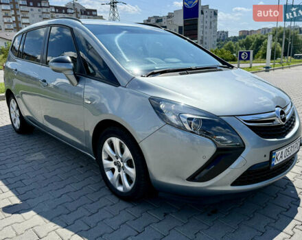 Сірий Опель Зафіра, об'ємом двигуна 2 л та пробігом 315 тис. км за 9000 $, фото 7 на Automoto.ua
