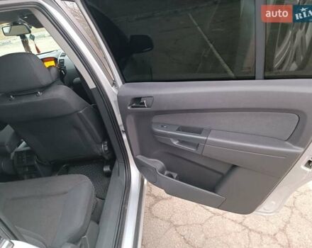 Серый Опель Зафира, объемом двигателя 1.69 л и пробегом 260 тыс. км за 8500 $, фото 33 на Automoto.ua