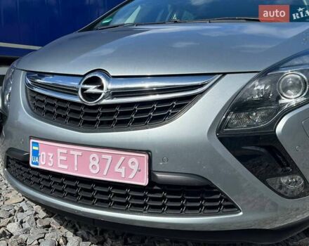 Серый Опель Зафира, объемом двигателя 1.6 л и пробегом 228 тыс. км за 9850 $, фото 8 на Automoto.ua