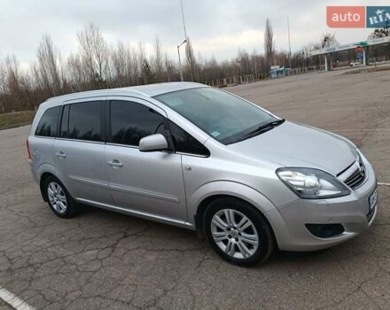 Серый Опель Зафира, объемом двигателя 1.69 л и пробегом 260 тыс. км за 8500 $, фото 18 на Automoto.ua
