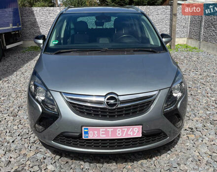 Серый Опель Зафира, объемом двигателя 1.6 л и пробегом 228 тыс. км за 9850 $, фото 2 на Automoto.ua
