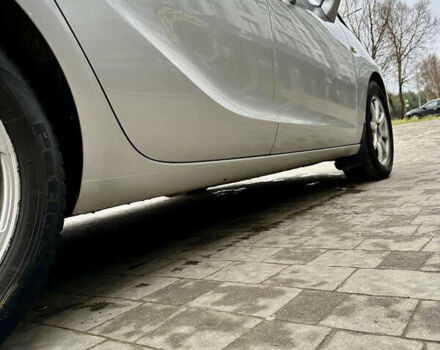 Серый Опель Зафира, объемом двигателя 1.96 л и пробегом 202 тыс. км за 7999 $, фото 8 на Automoto.ua