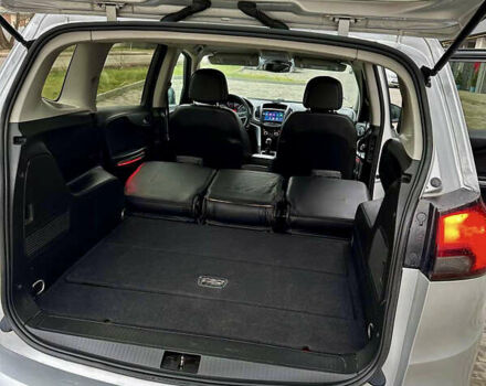 Серый Опель Зафира, объемом двигателя 1.96 л и пробегом 202 тыс. км за 7999 $, фото 26 на Automoto.ua