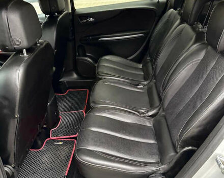 Серый Опель Зафира, объемом двигателя 1.96 л и пробегом 202 тыс. км за 7999 $, фото 22 на Automoto.ua