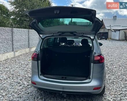 Серый Опель Зафира, объемом двигателя 1.6 л и пробегом 228 тыс. км за 9850 $, фото 108 на Automoto.ua