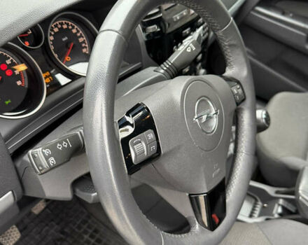 Серый Опель Зафира, объемом двигателя 1.8 л и пробегом 169 тыс. км за 8350 $, фото 34 на Automoto.ua