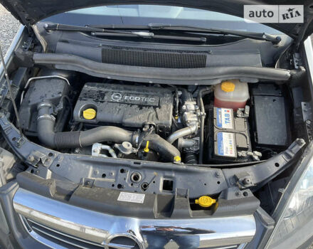 Сірий Опель Зафіра, об'ємом двигуна 1.7 л та пробігом 220 тис. км за 8200 $, фото 10 на Automoto.ua