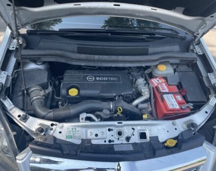 Серый Опель Зафира, объемом двигателя 1.7 л и пробегом 2 тыс. км за 7500 $, фото 3 на Automoto.ua