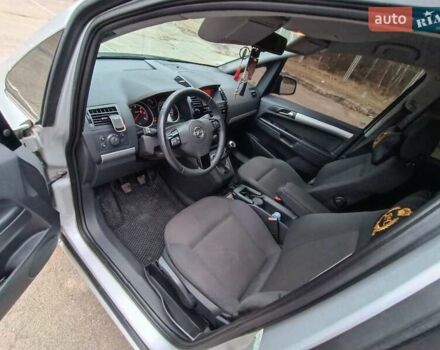 Серый Опель Зафира, объемом двигателя 1.69 л и пробегом 260 тыс. км за 8500 $, фото 22 на Automoto.ua