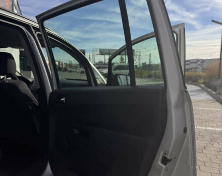 Серый Опель Зафира, объемом двигателя 1.7 л и пробегом 204 тыс. км за 8700 $, фото 23 на Automoto.ua