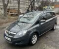 Серый Опель Зафира, объемом двигателя 1.6 л и пробегом 260 тыс. км за 7800 $, фото 1 на Automoto.ua
