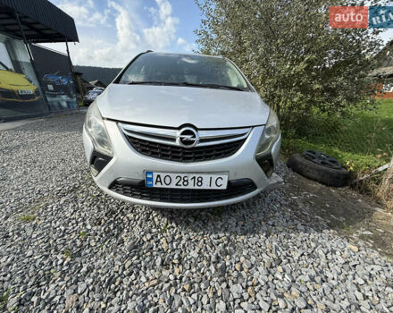 Серый Опель Зафира, объемом двигателя 1.96 л и пробегом 250 тыс. км за 5500 $, фото 12 на Automoto.ua