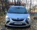 Серый Опель Зафира, объемом двигателя 2 л и пробегом 304 тыс. км за 9300 $, фото 1 на Automoto.ua