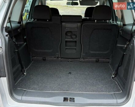 Серый Опель Зафира, объемом двигателя 1.8 л и пробегом 220 тыс. км за 7850 $, фото 33 на Automoto.ua