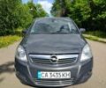 Серый Опель Зафира, объемом двигателя 1.7 л и пробегом 249 тыс. км за 7200 $, фото 1 на Automoto.ua